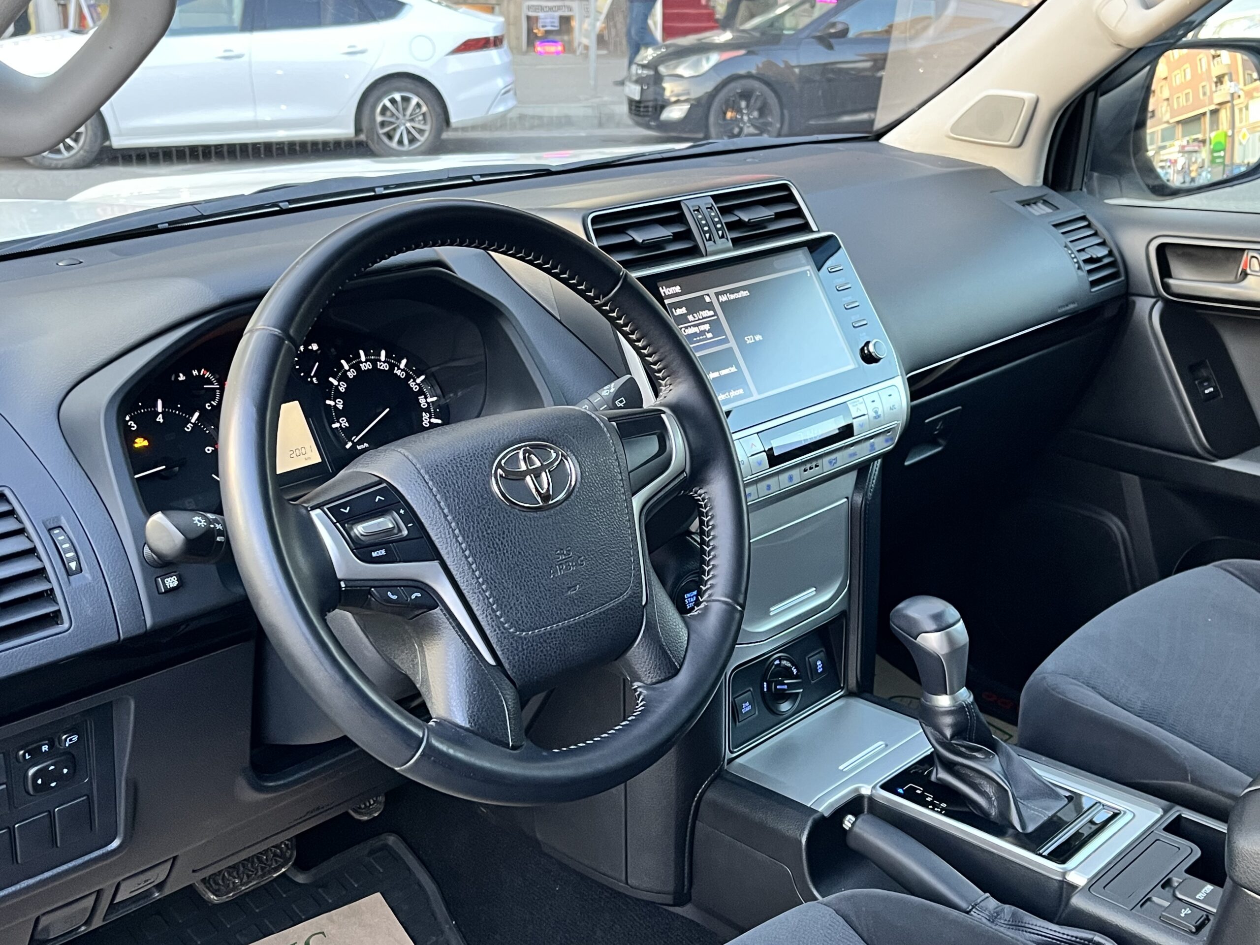 Toyota Prado 2022